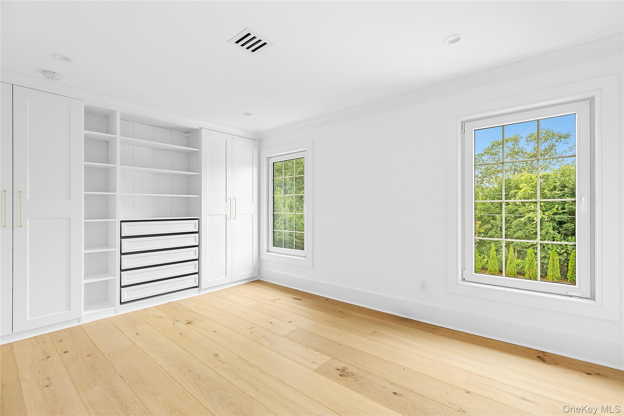 132 Arthur Street, Garden City, NY 11530