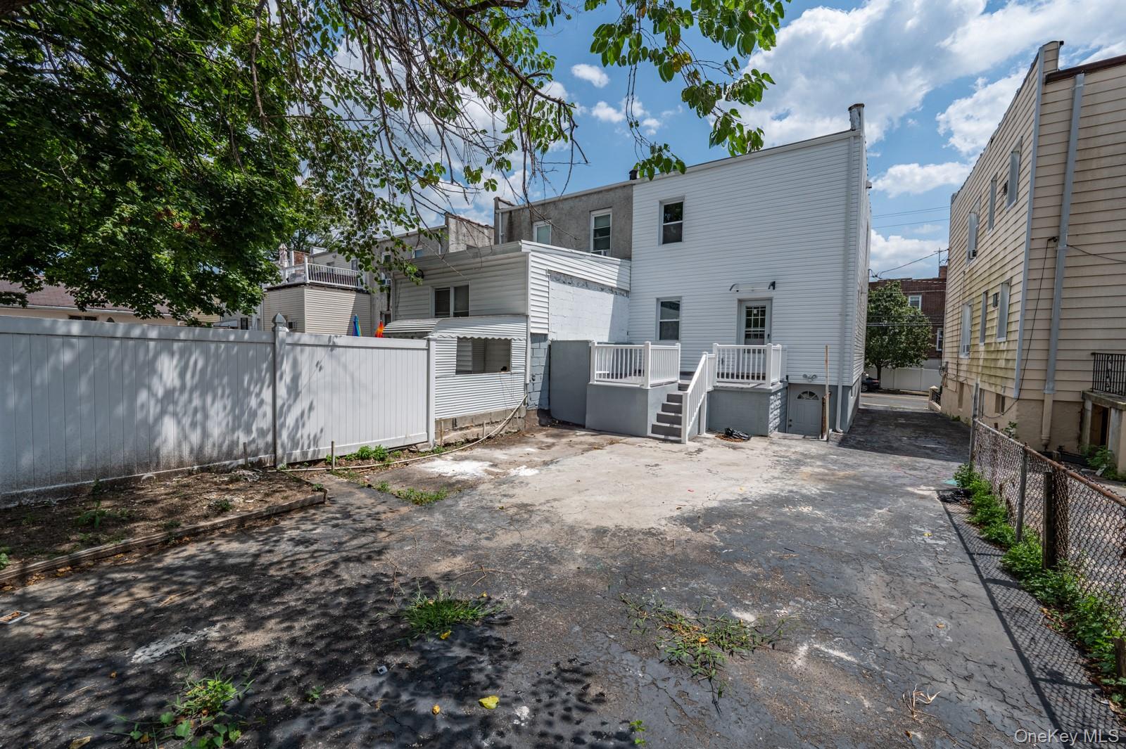 2857 Lawton Avenue, Bronx, NY 10465