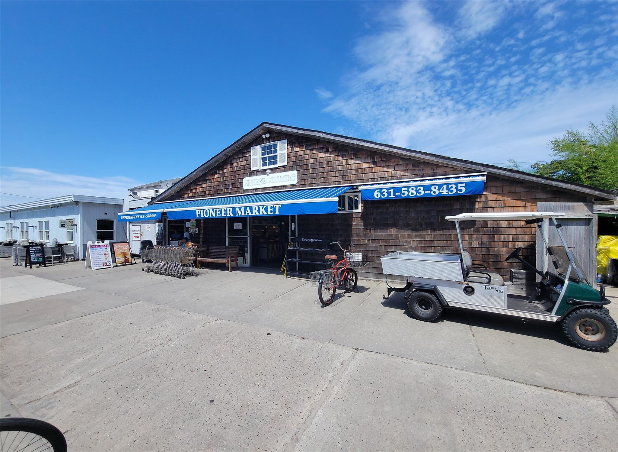 21 Broadway, Bay Shore, NY 11706