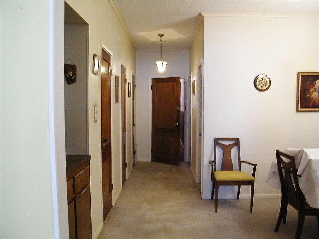 71-09 68 Street, Glendale, NY 11385