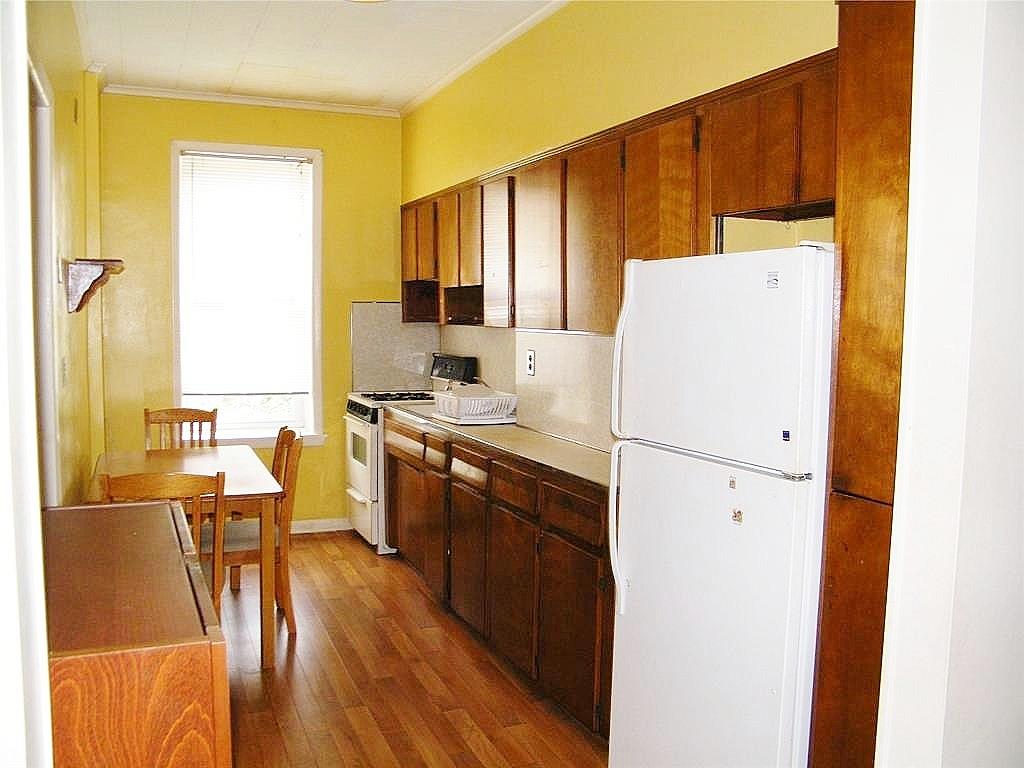 71-09 68 Street, Glendale, NY 11385