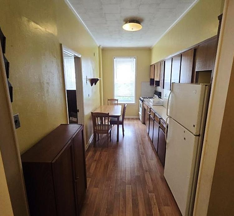 71-09 68 Street, Glendale, NY 11385