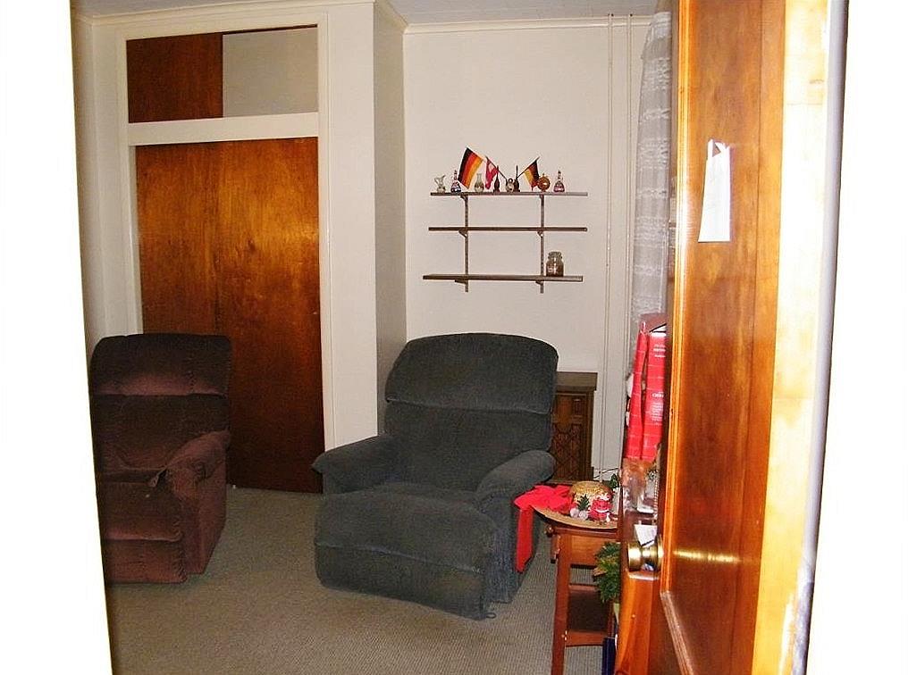 71-09 68 Street, Glendale, NY 11385