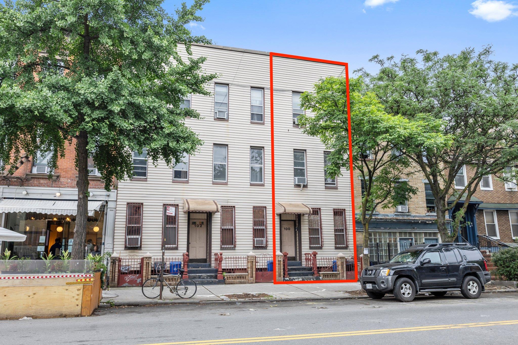 100 Roebling Street, Brooklyn, NY 11211