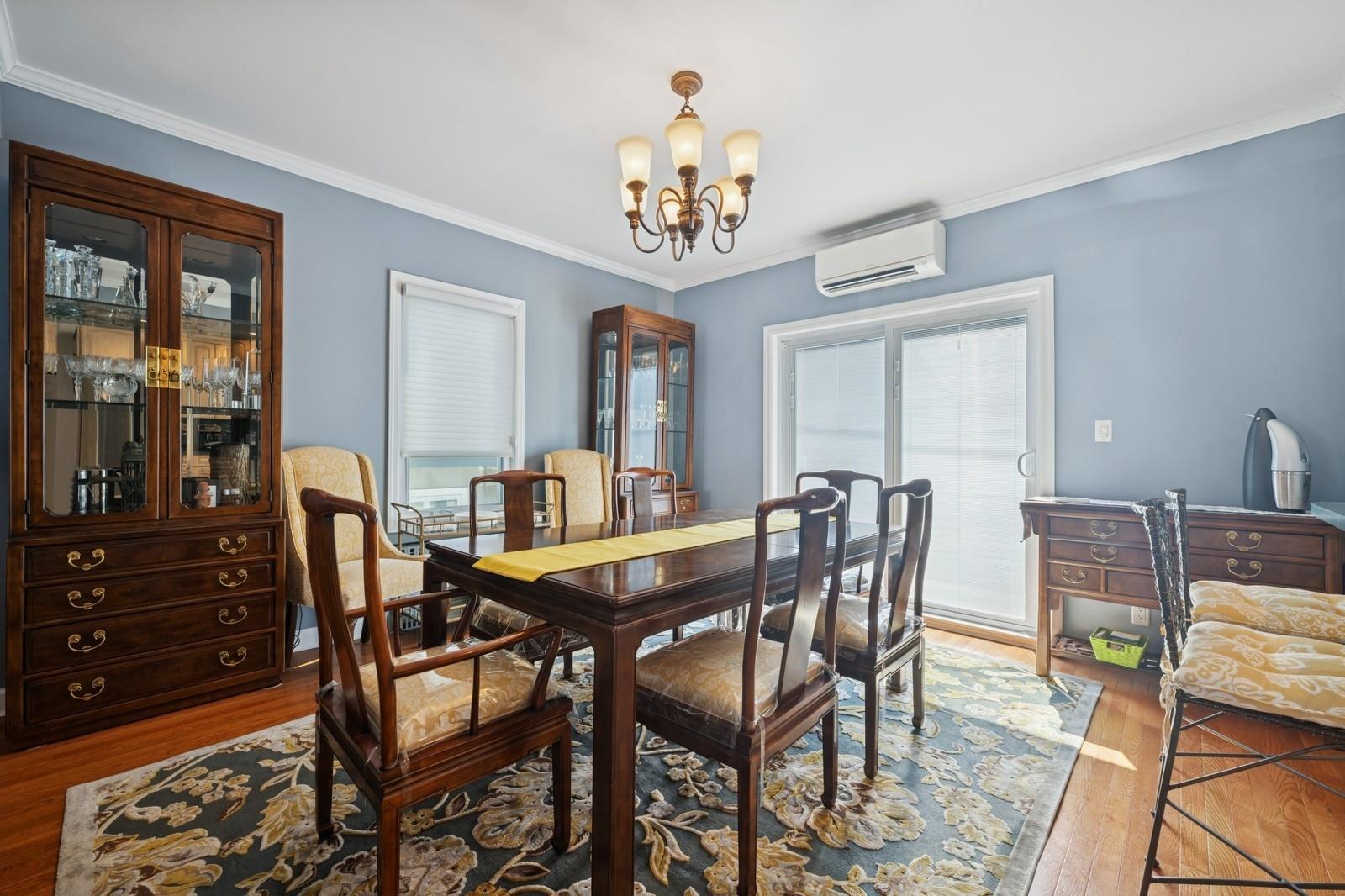 7 Vinton Street, Long Beach, NY 11561