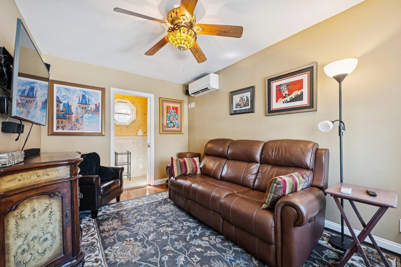 7 Vinton Street, Long Beach, NY 11561