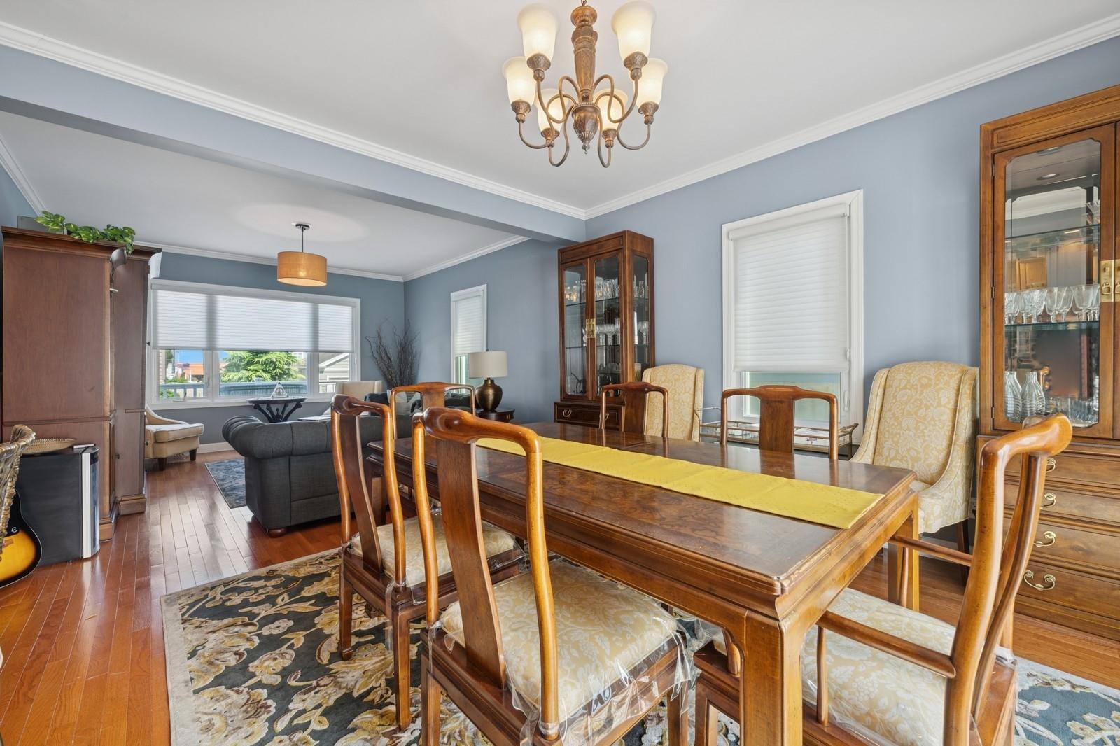 7 Vinton Street, Long Beach, NY 11561