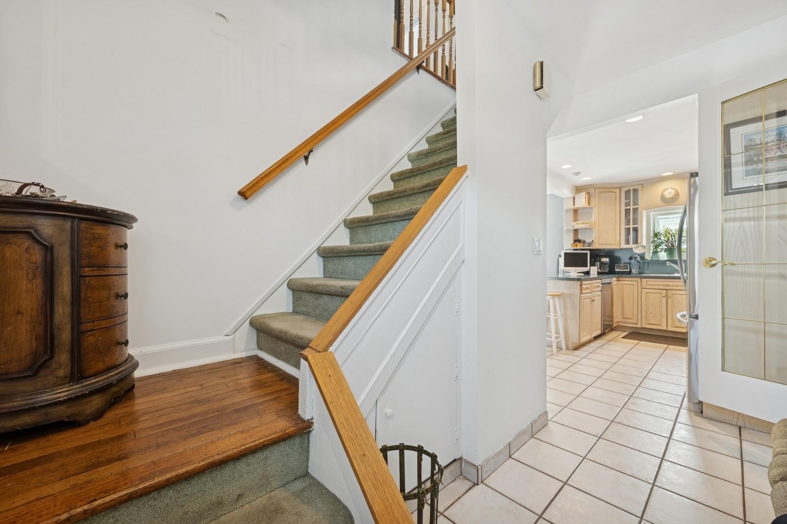 7 Vinton Street, Long Beach, NY 11561