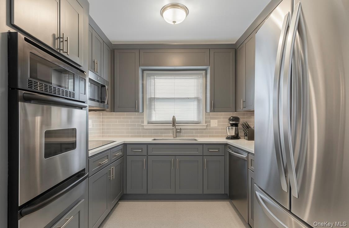 279 Mary Lou Avenue, Yonkers, NY 10703