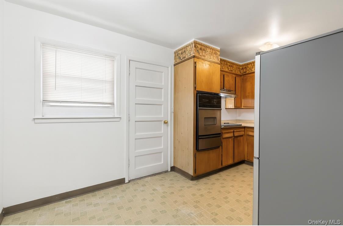 279 Mary Lou Avenue, Yonkers, NY 10703