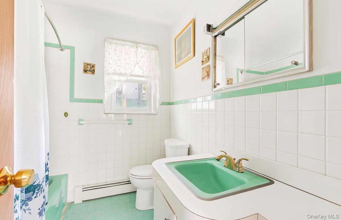 279 Mary Lou Avenue, Yonkers, NY 10703