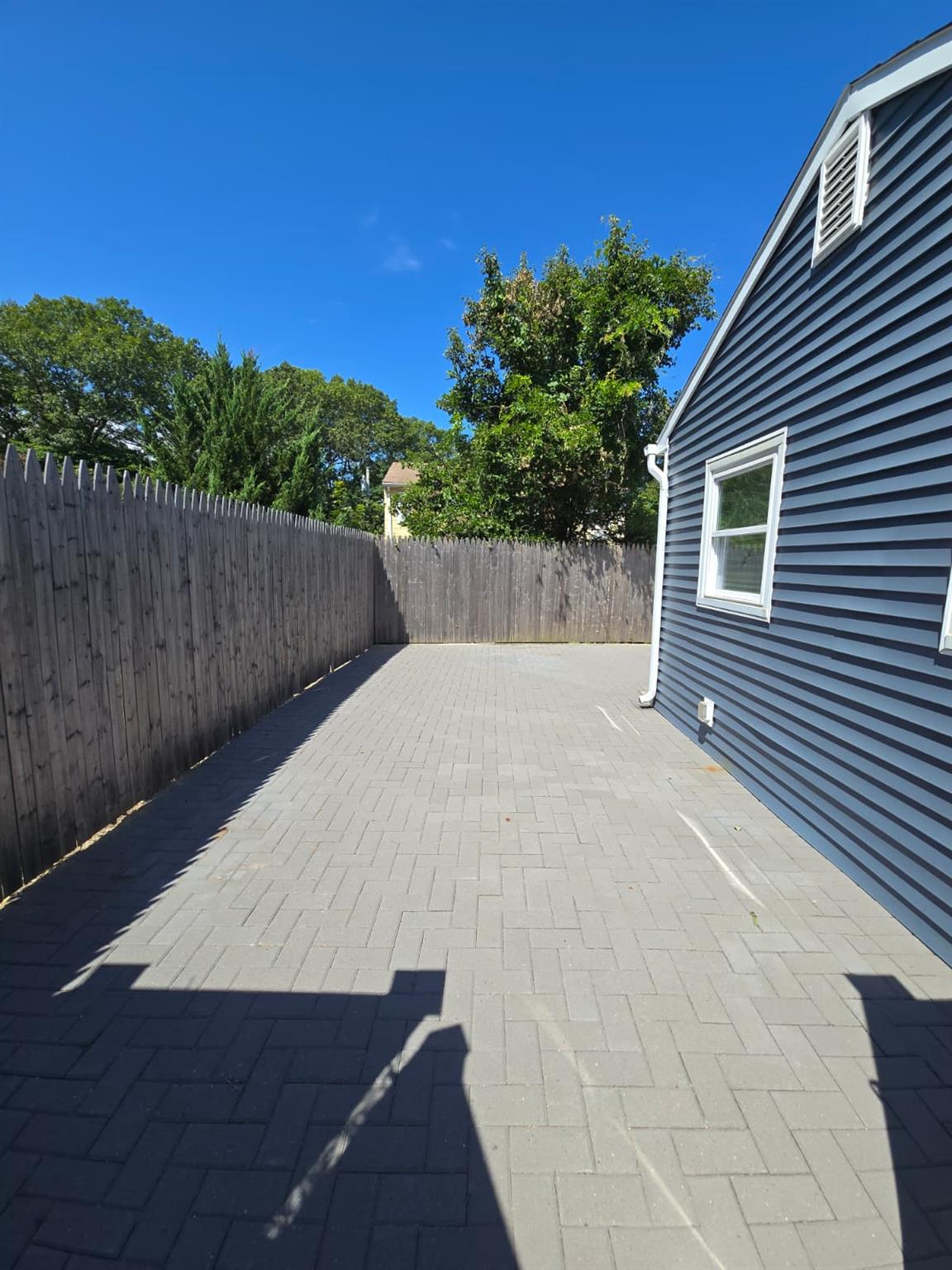 24 Malverne Road, Sound Beach, NY 11789