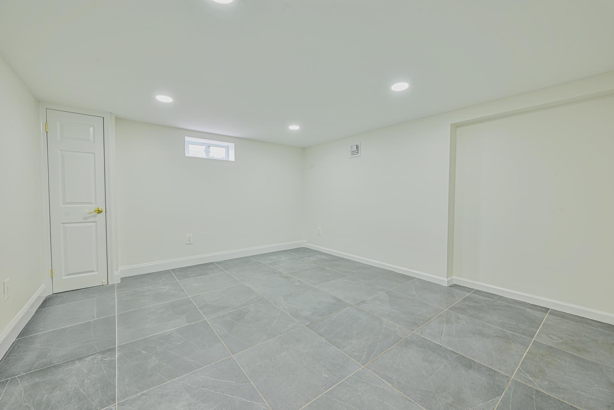 100 Morris Parkway, Valley Stream, NY 11580