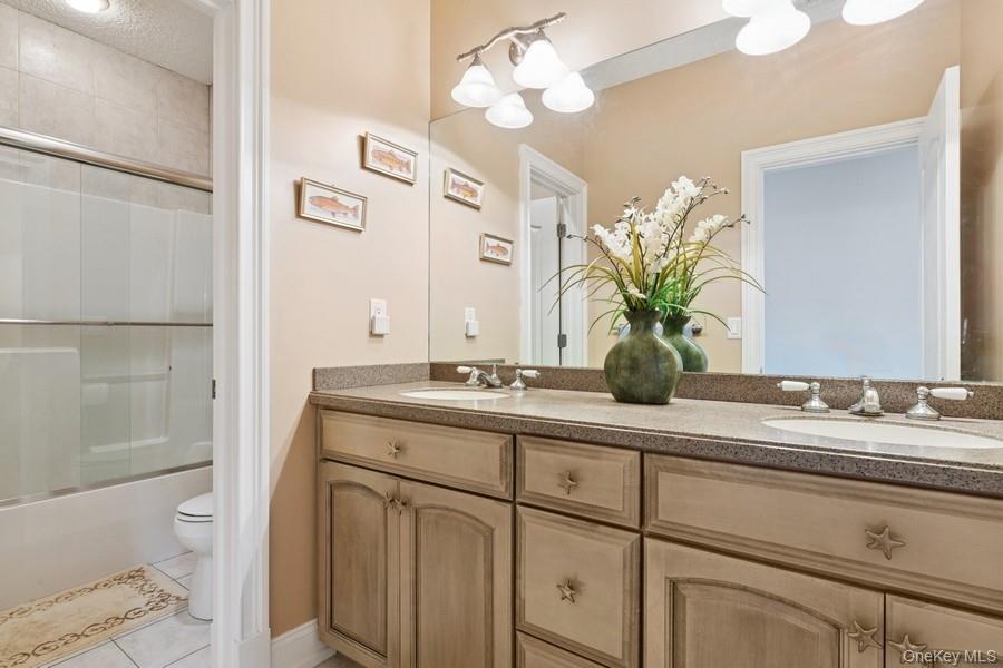 1070 Depot Lane, Cutchogue, NY 11935