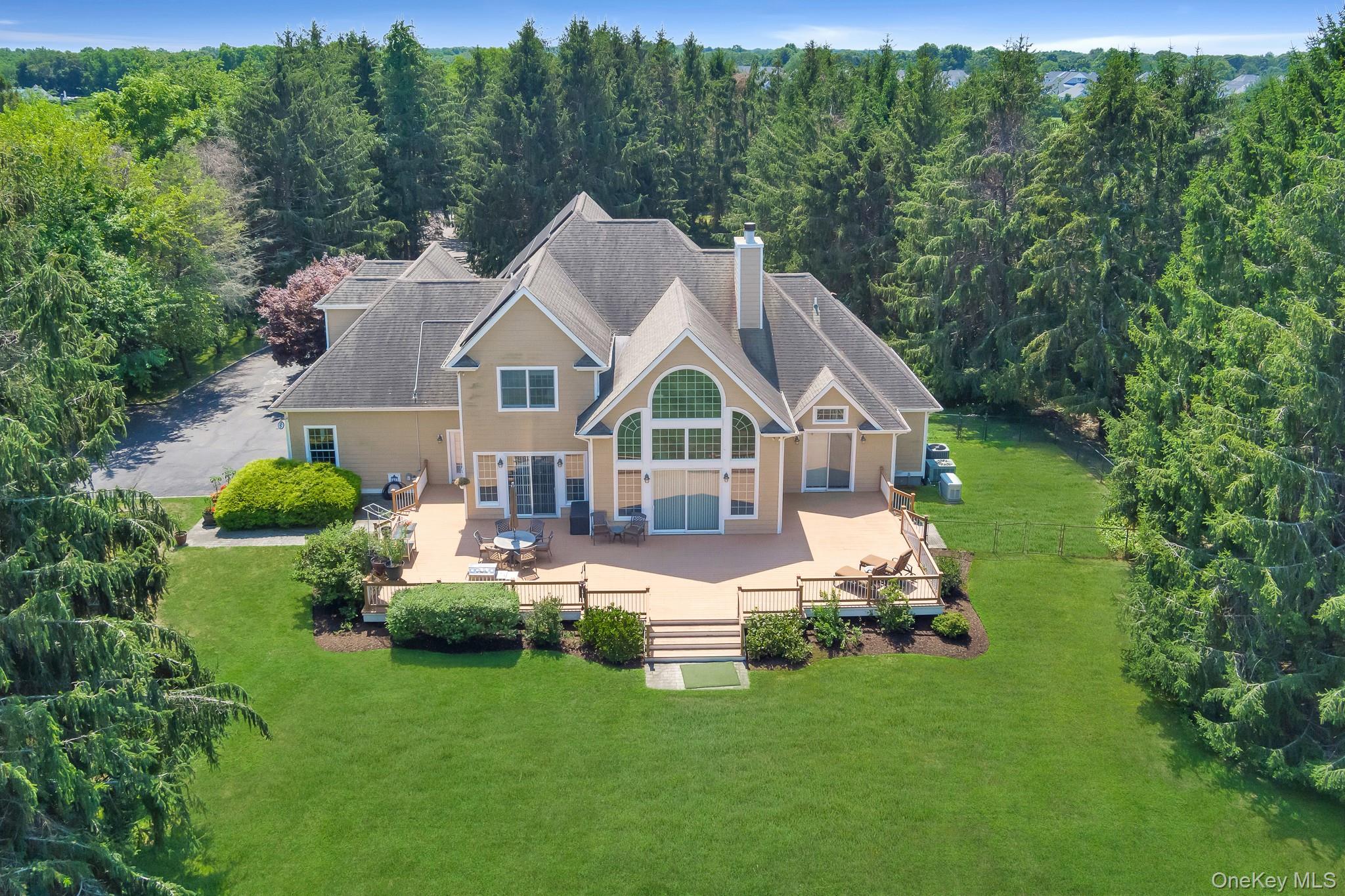 1070 Depot Lane, Cutchogue, NY 11935