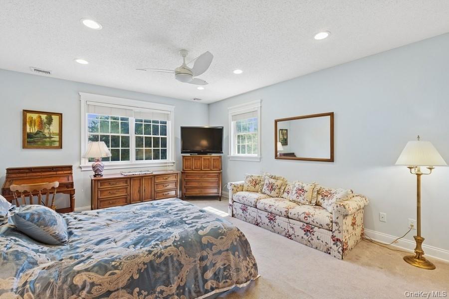 1070 Depot Lane, Cutchogue, NY 11935