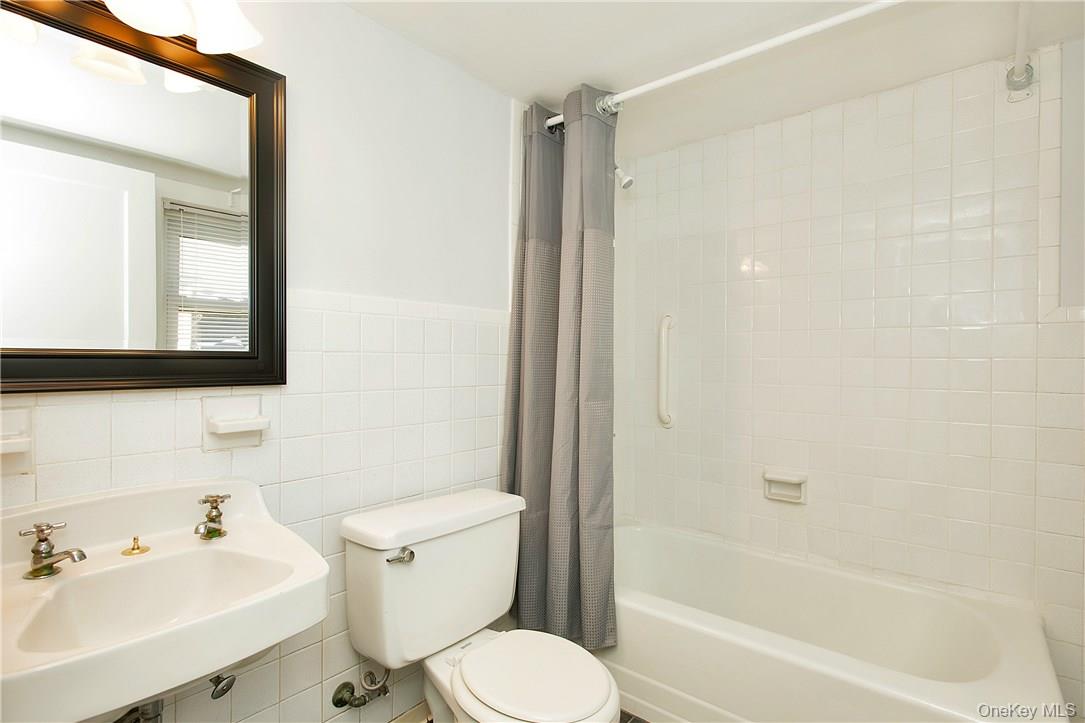 21 Morgan Street, Eastchester, NY 10709