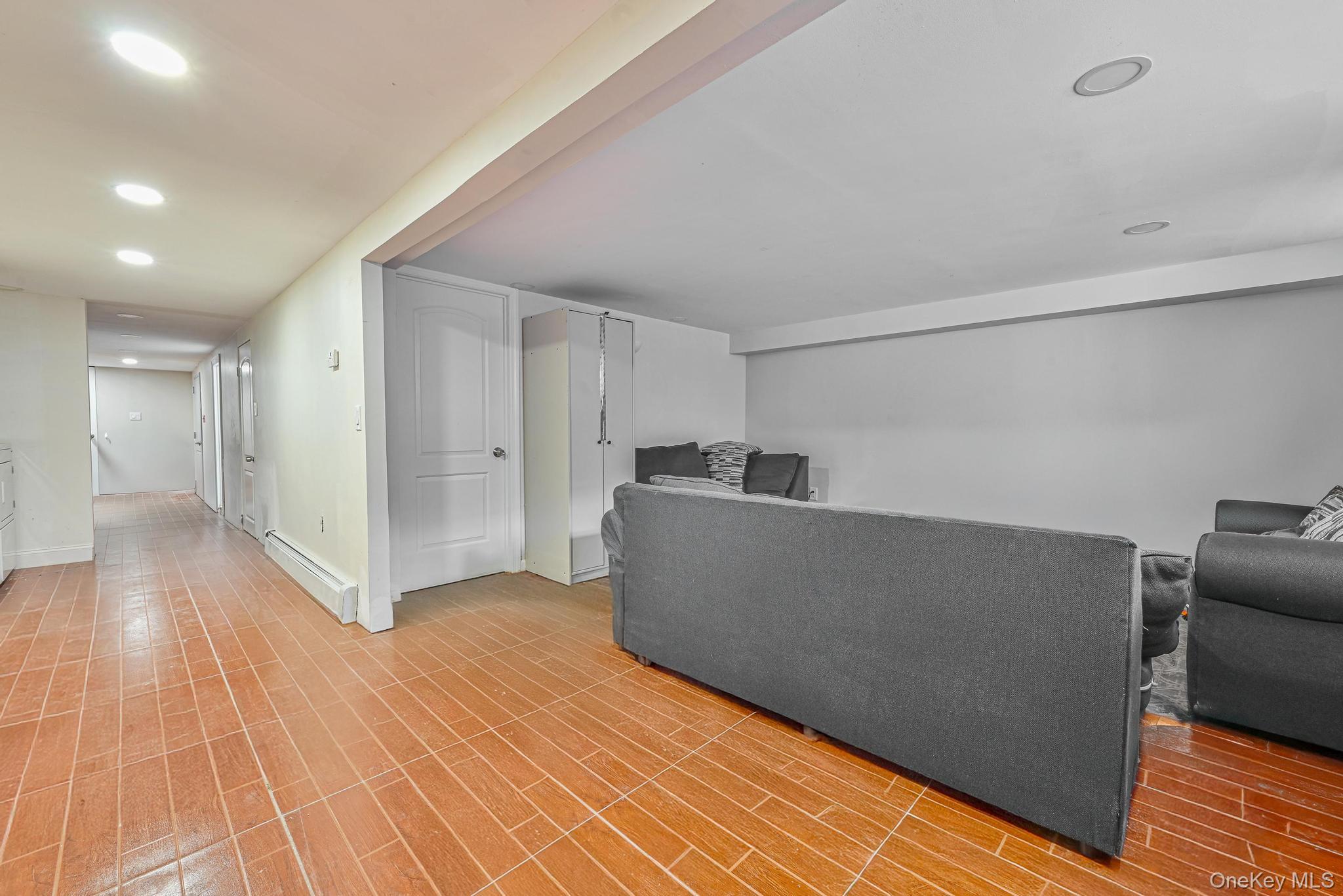 5130 35th Street, Long Island City, NY 11101