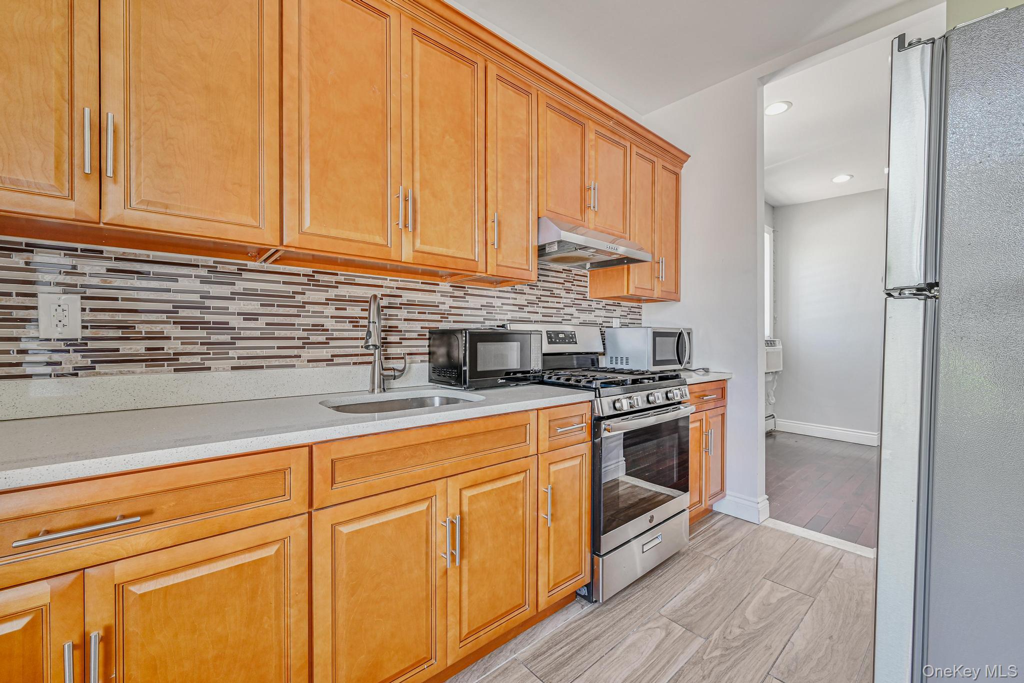 5130 35th Street, Long Island City, NY 11101