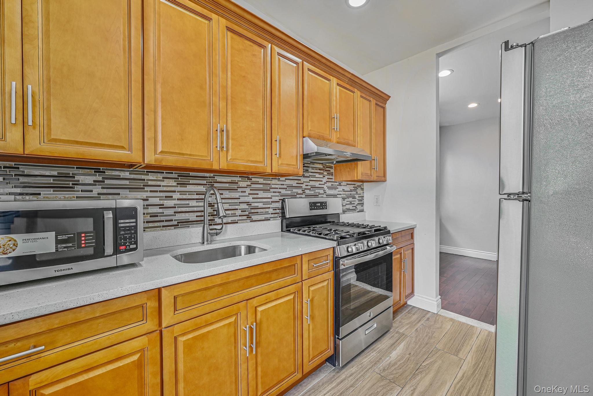 5130 35th Street, Long Island City, NY 11101