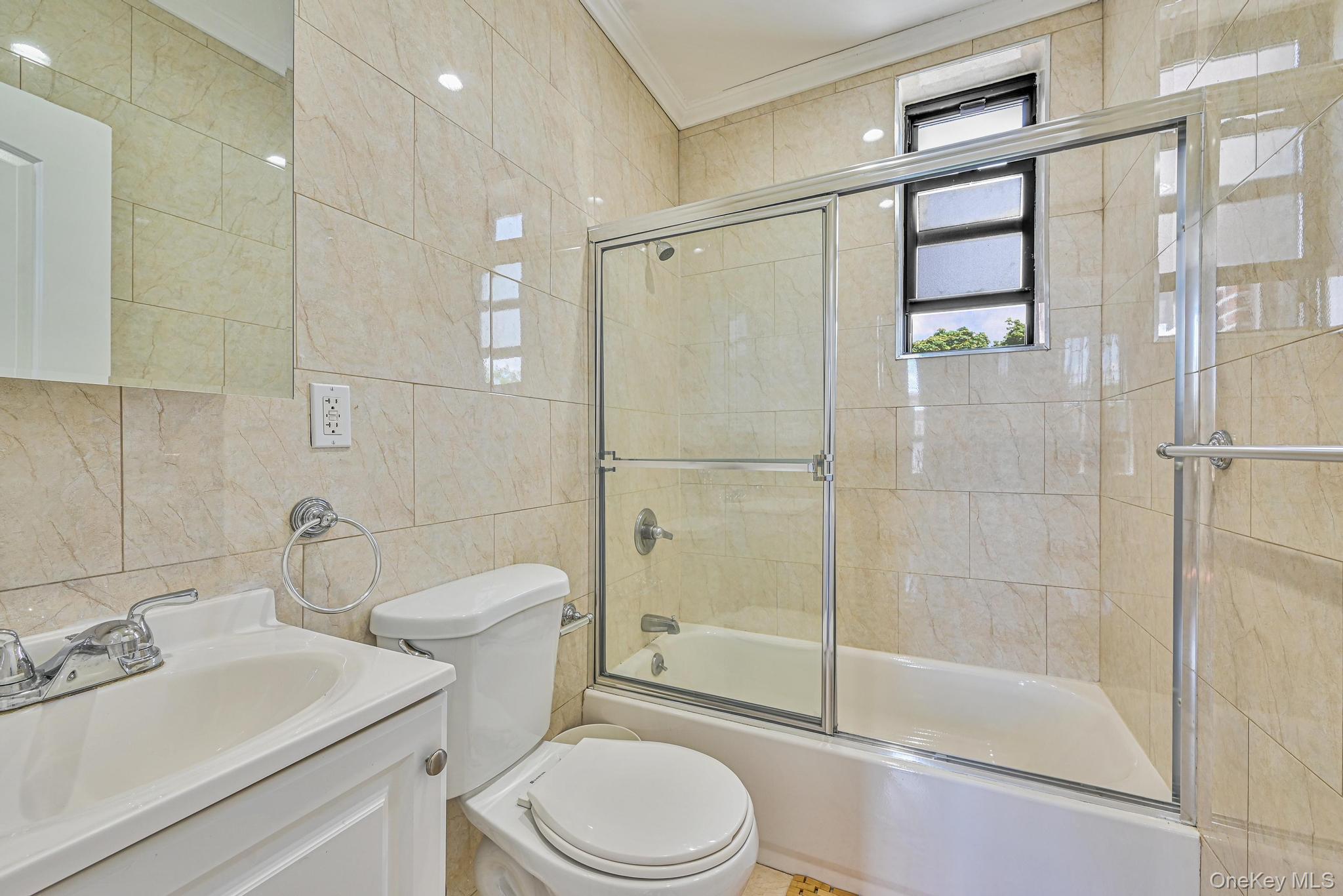 5130 35th Street, Long Island City, NY 11101