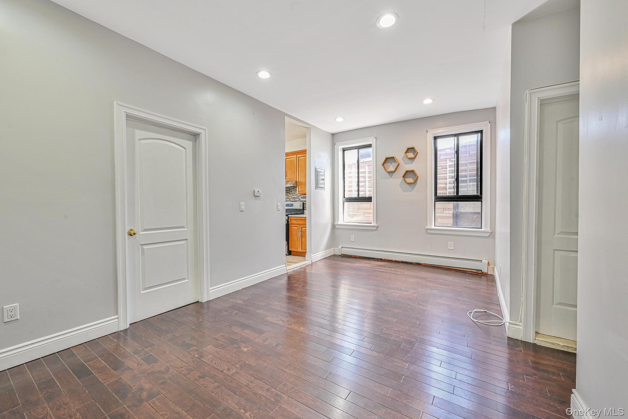 5130 35th Street, Long Island City, NY 11101