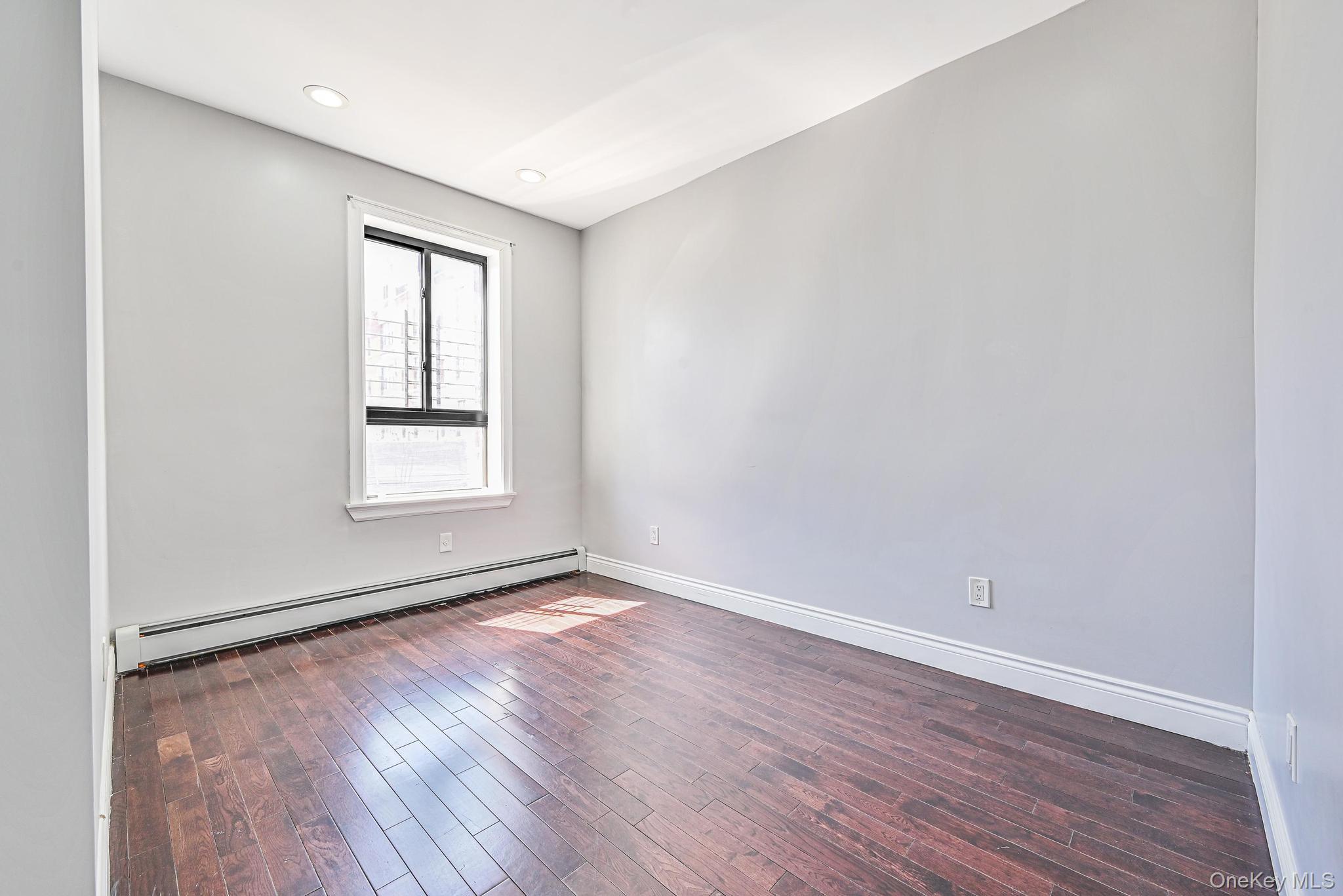 5130 35th Street, Long Island City, NY 11101