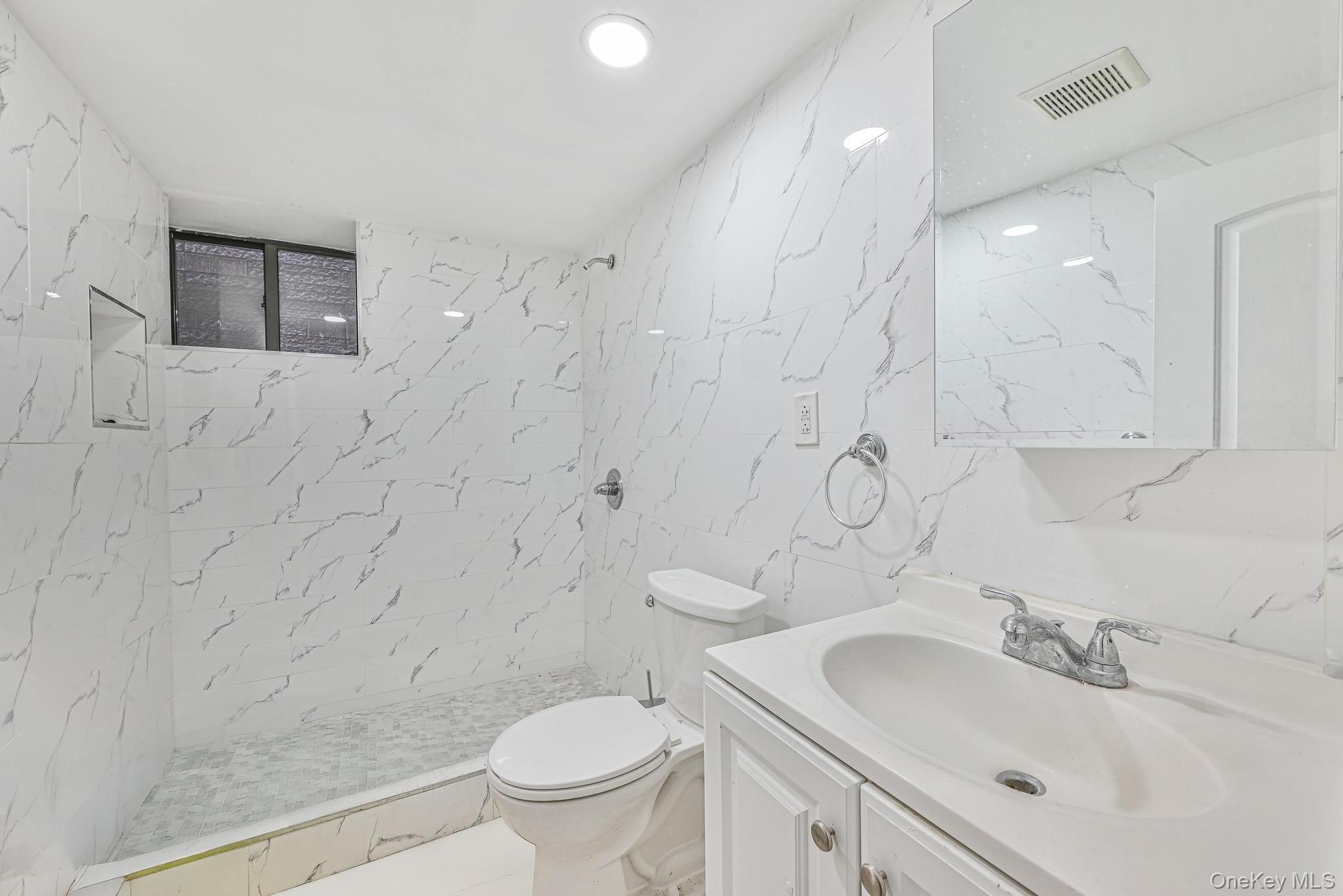 5130 35th Street, Long Island City, NY 11101