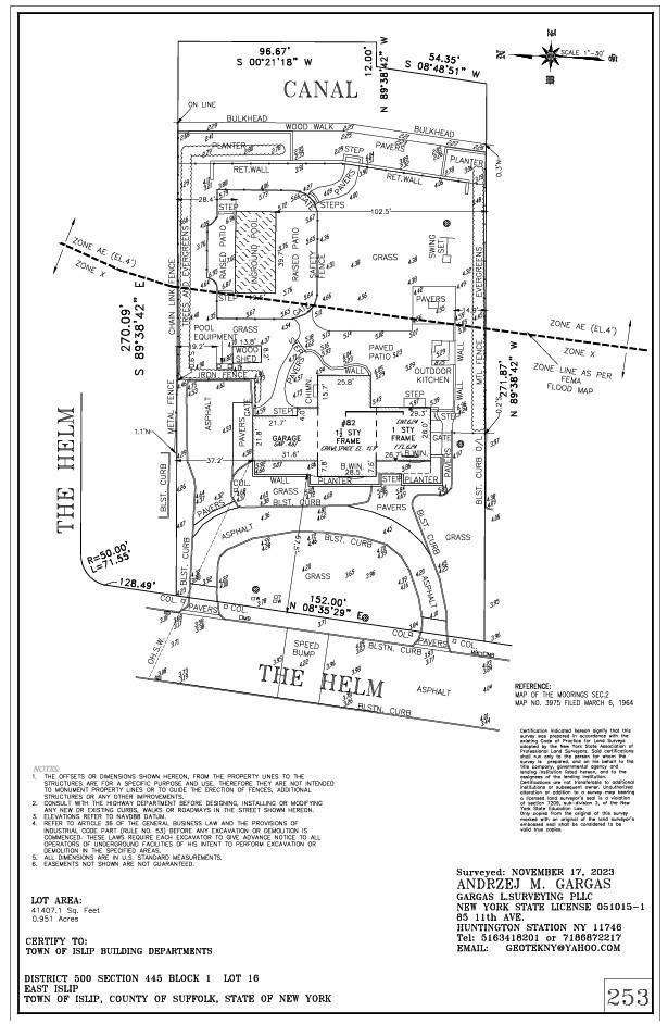 82 The Helm, East Islip, NY 11730