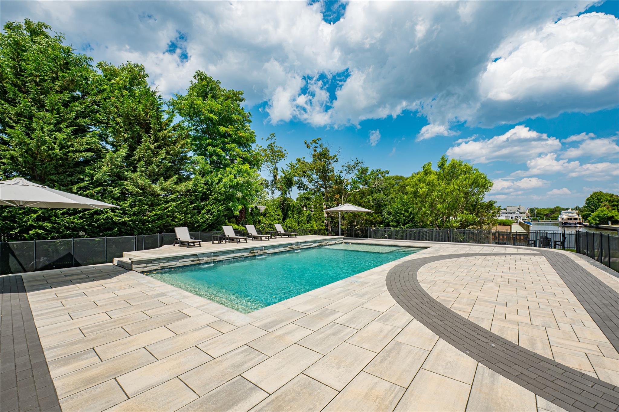 82 The Helm, East Islip, NY 11730