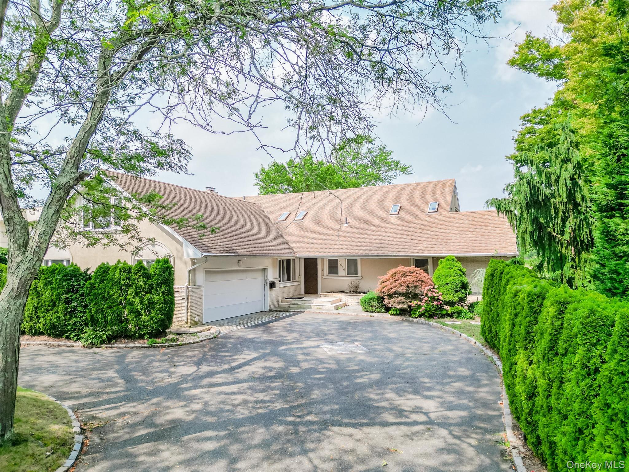 1016 Channel Drive, Hewlett Harbor, NY 11557