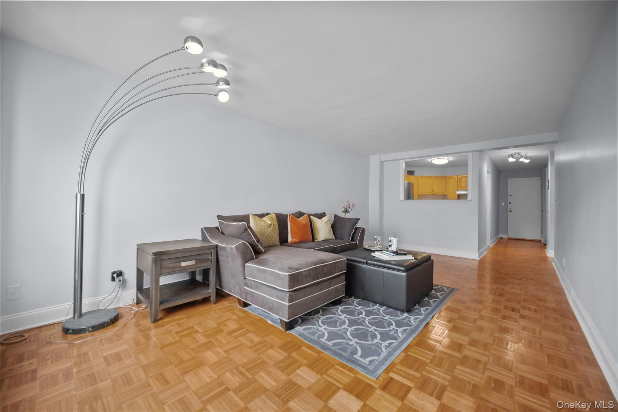 12 Old Mamaroneck Road # 7P, White Plains, NY 10605