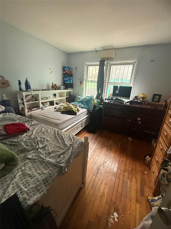 40-06 95 Street, Elmhurst, NY 11373