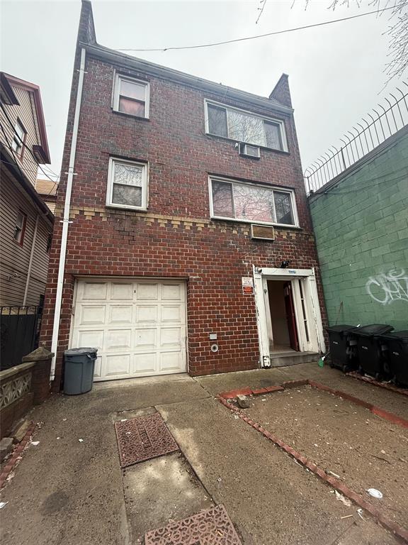 40-06 95 Street, Elmhurst, NY 11373