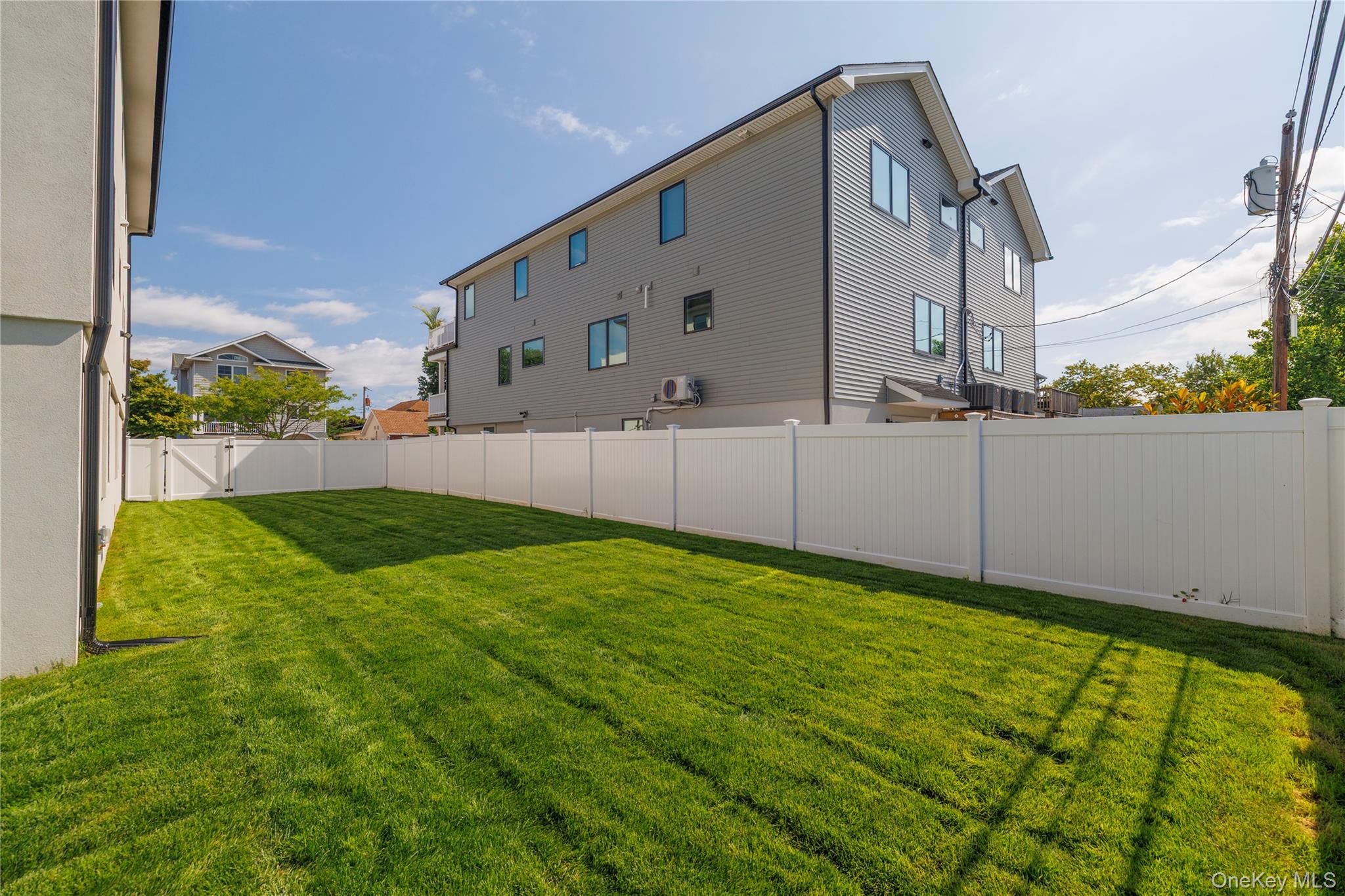 344 E Fulton Street, Long Beach, NY 11561