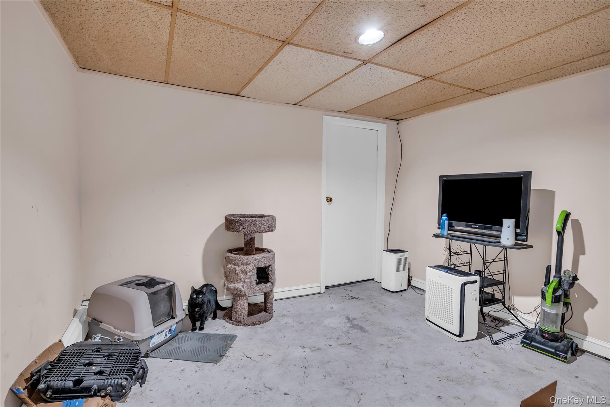 85 Robert Street, Patchogue, NY 11772