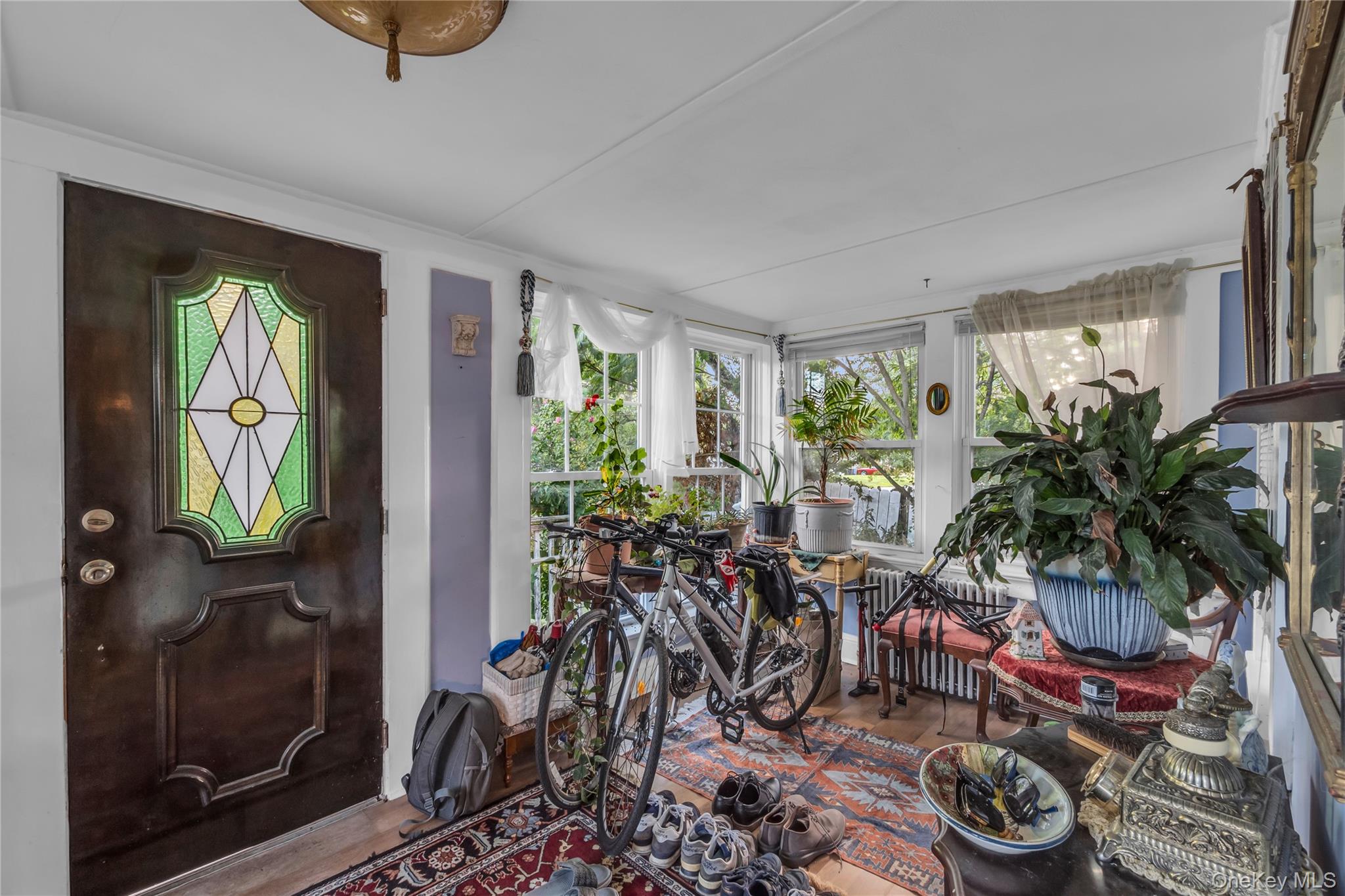 85 Robert Street, Patchogue, NY 11772