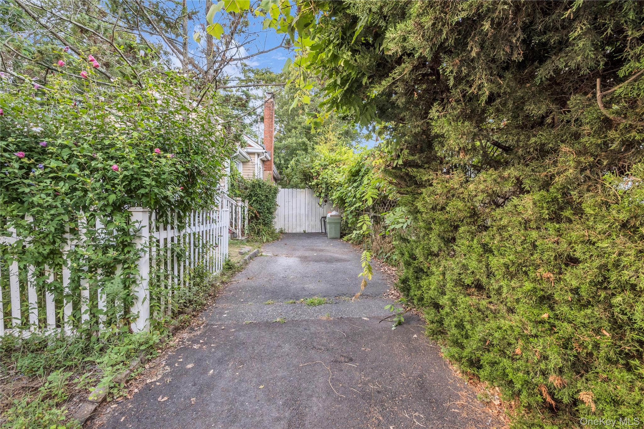 85 Robert Street, Patchogue, NY 11772