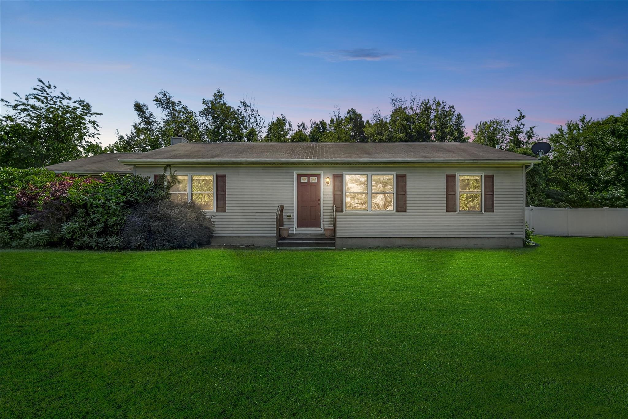 5138 Route 9G, Red Hook, NY 12583