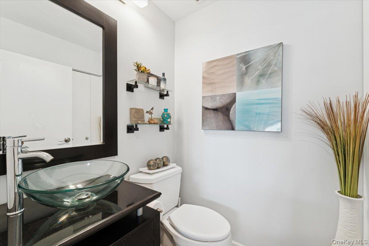 100 W Broadway # 7BB, Long Beach, NY 11561