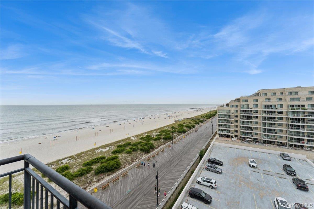 100 W Broadway # 7BB, Long Beach, NY 11561