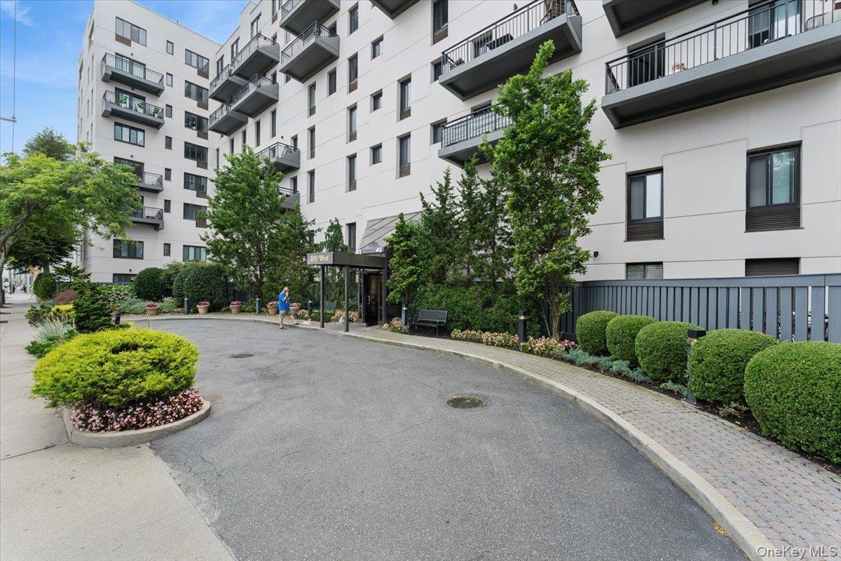 100 W Broadway # 7BB, Long Beach, NY 11561