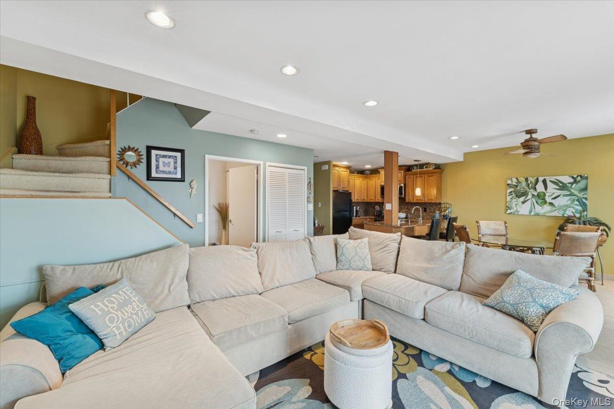 100 W Broadway # 7BB, Long Beach, NY 11561