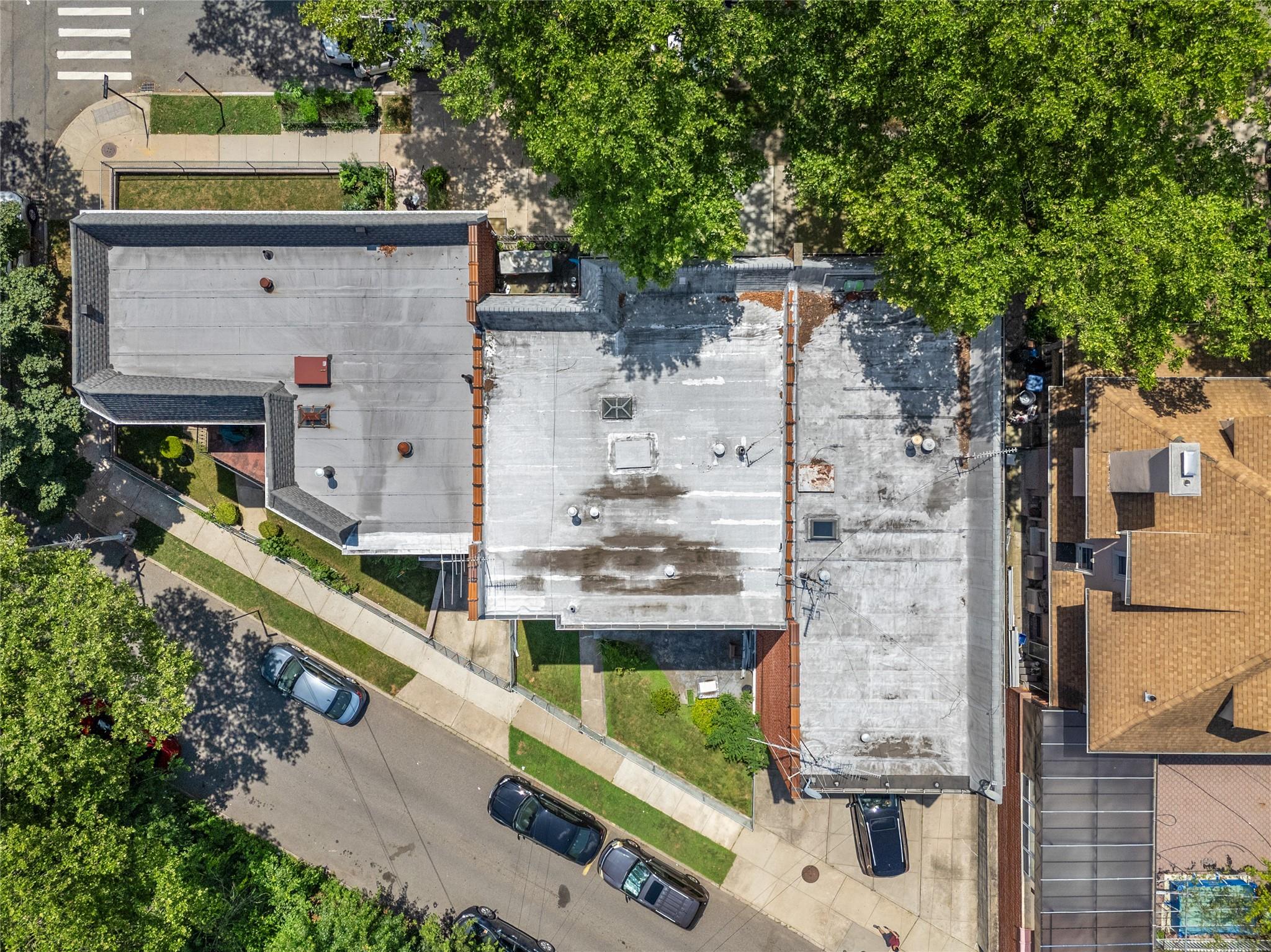 8541 Abingdon Road, Kew Gardens, NY 11415