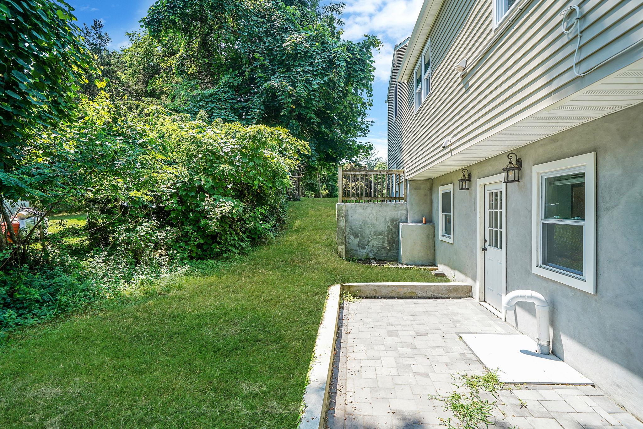 25 Cherry Lane, Wading River, NY 11792