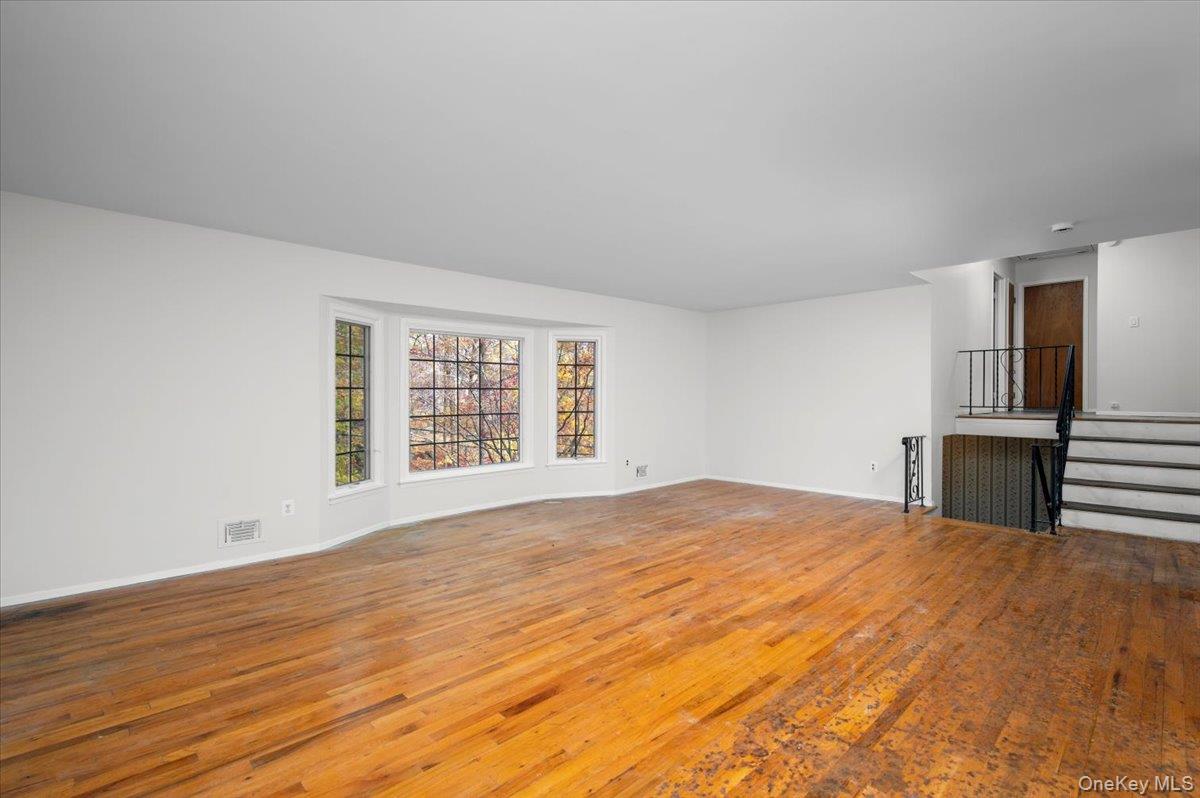 244 Mount Hope Boulevard, Hastings-on-Hudson, NY 10706