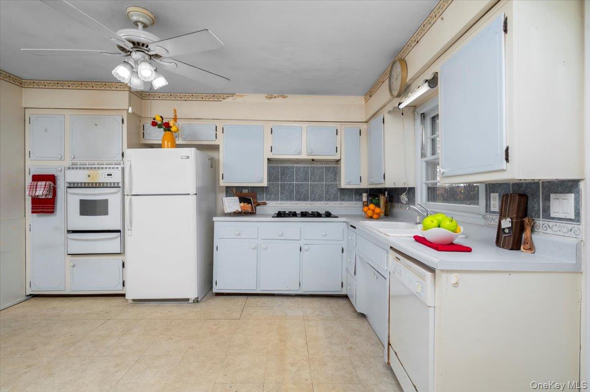 244 Mount Hope Boulevard, Hastings-on-Hudson, NY 10706