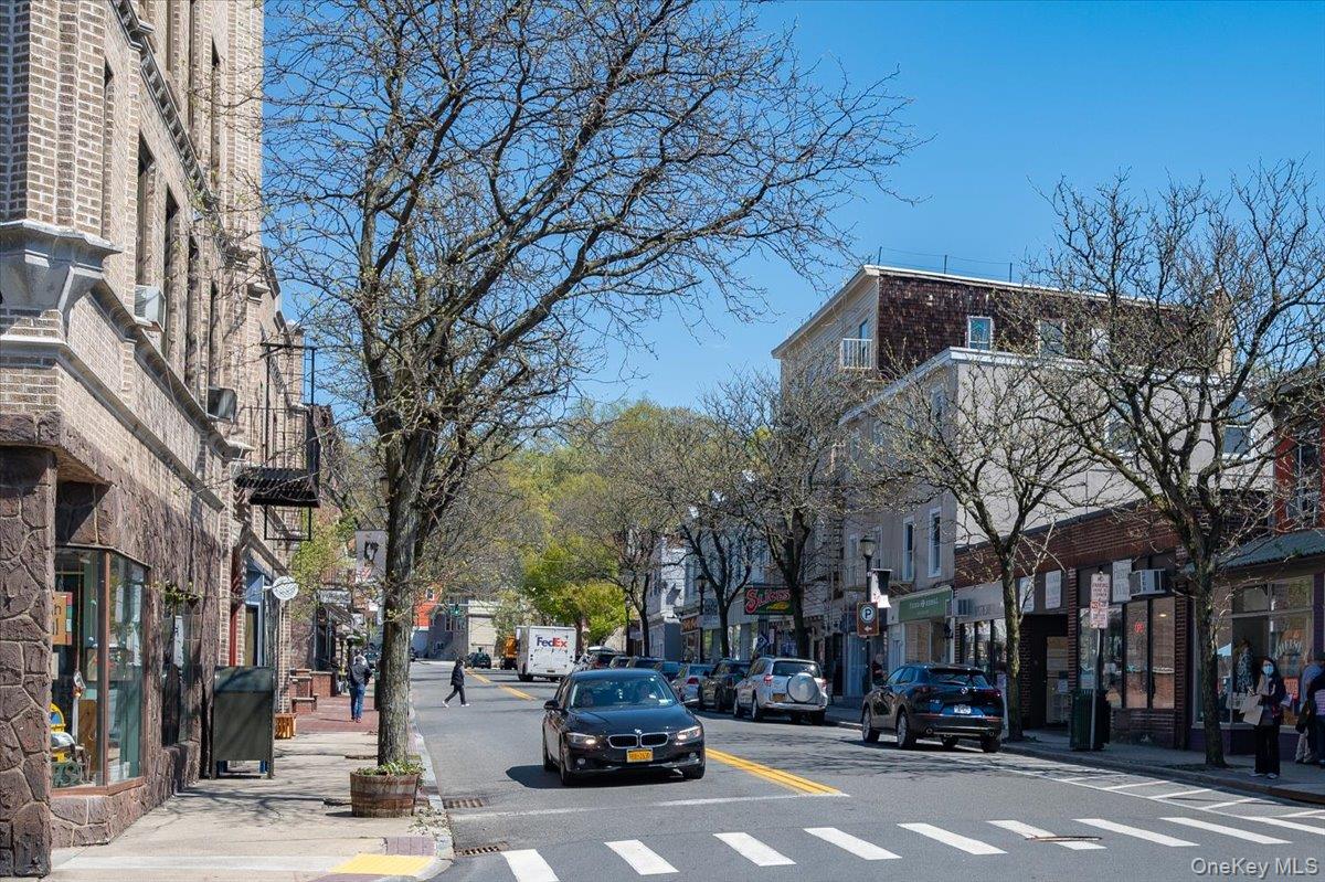 244 Mount Hope Boulevard, Hastings-on-Hudson, NY 10706