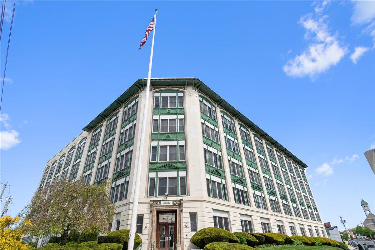 1 Landmark Square # 613, Port Chester, NY 10573