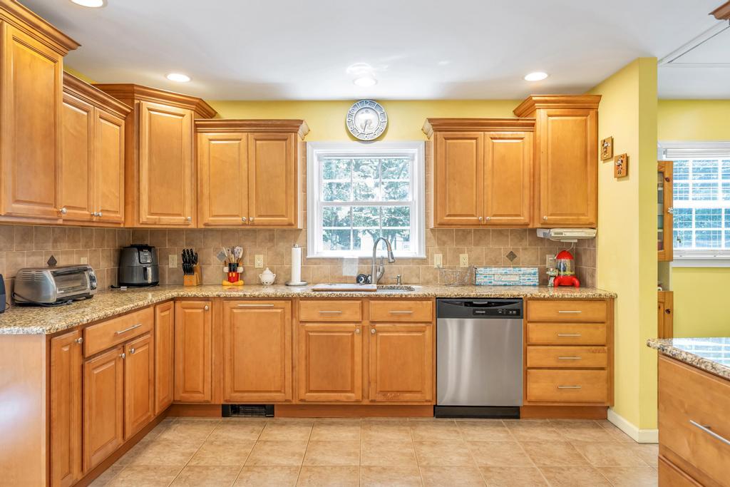 64 Rockaway Street, Islip Terrace, NY 11752